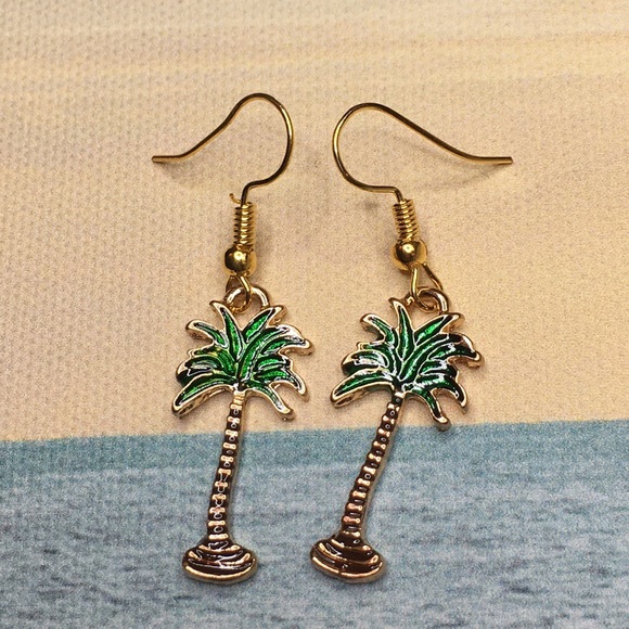 Palm Tree Earrings - Picture 7 of 8